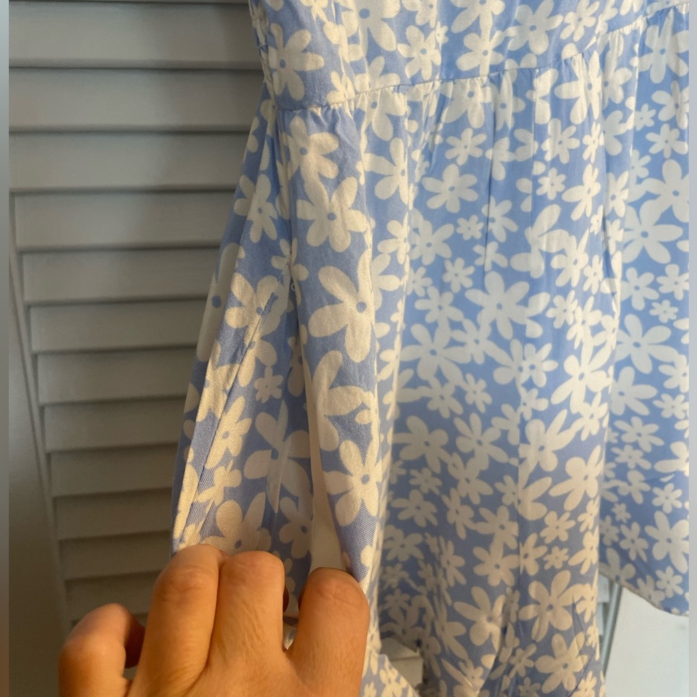 Lily Rose Daisy Mae Floral Romper Size S-Adjustable Straps w/Faux Ties, POCKETS! - Picture 8 of 11